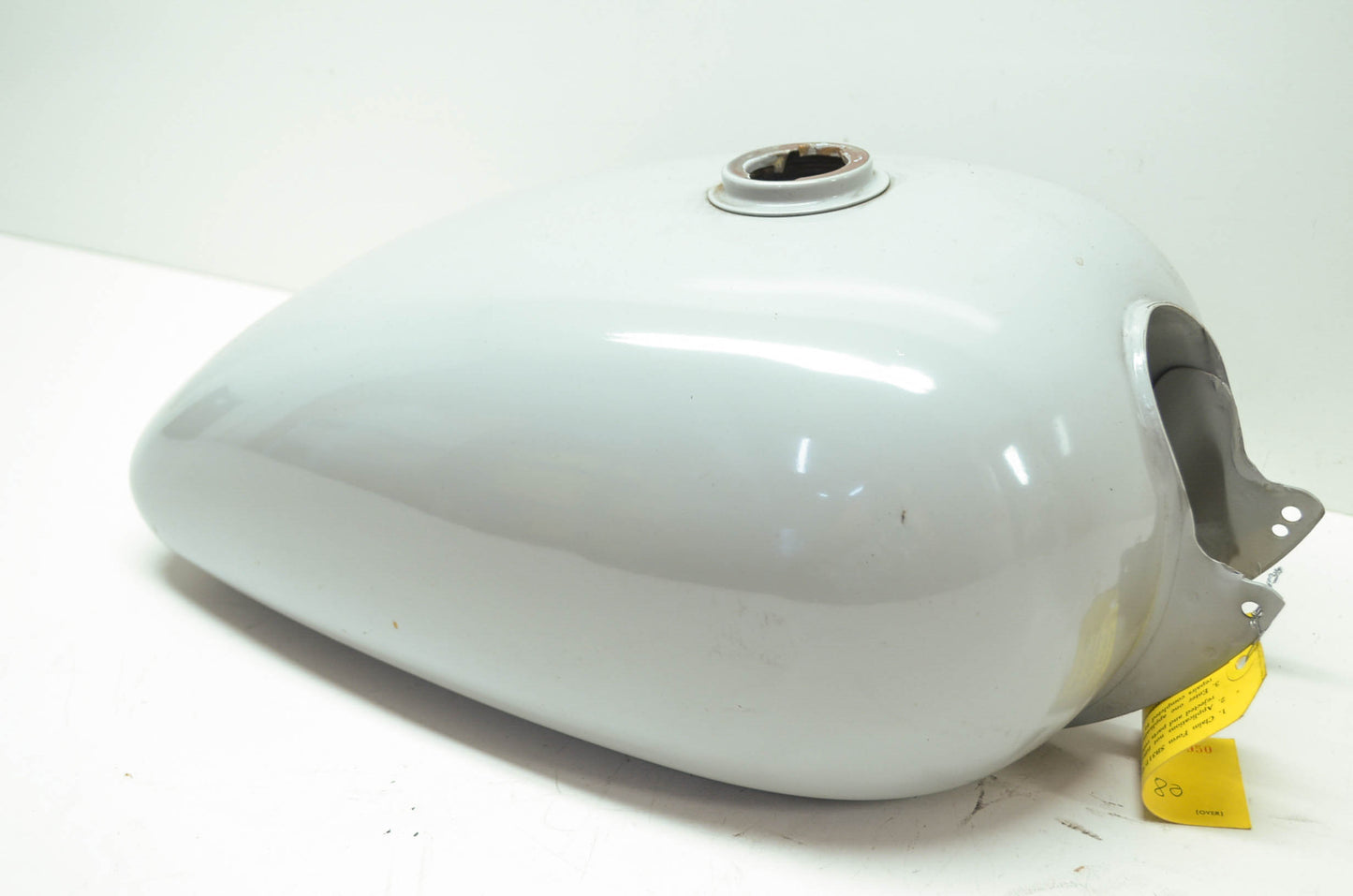 OEM Harley-Davidson 60976-80 Prime Fuel Tank NOS