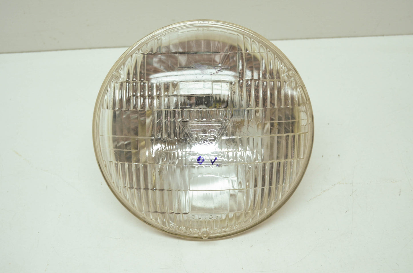 NEW OEM Harley Davidson Headlight 6V Sealed Beam 67717-48B NOS