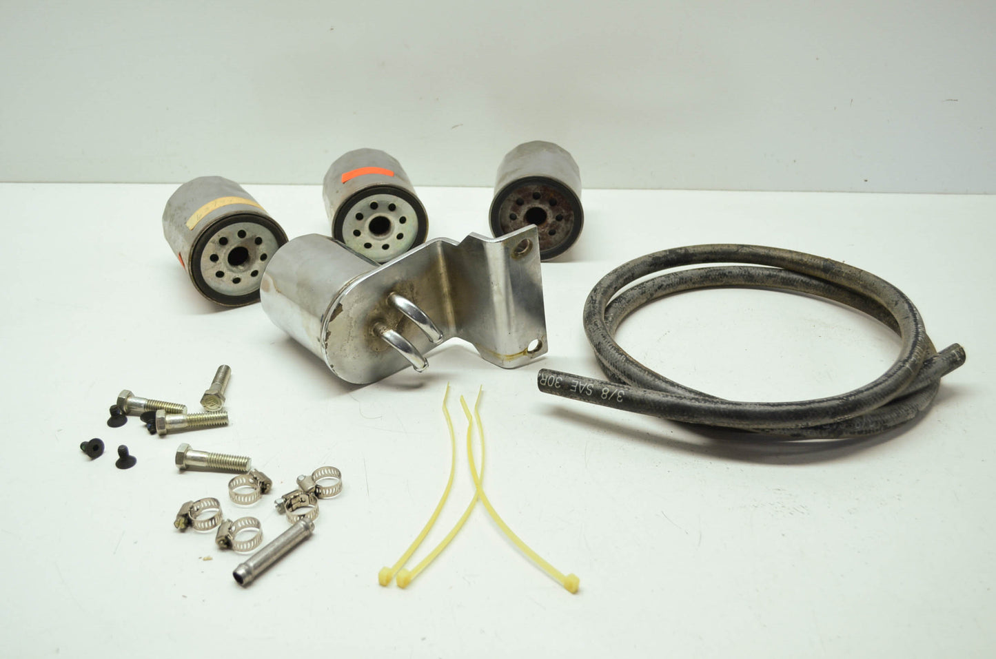 Spin On Oil Filter Kit & Extra Filters NOS