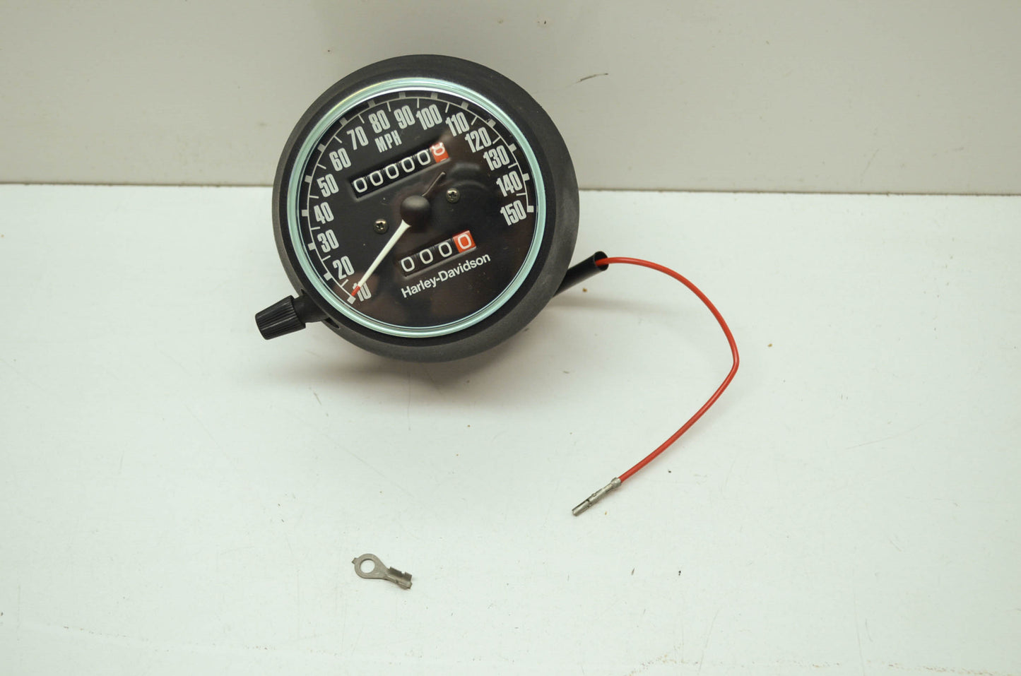 NEW OEM Harley Davidson Speedometer Assembly 67020-74B NOS