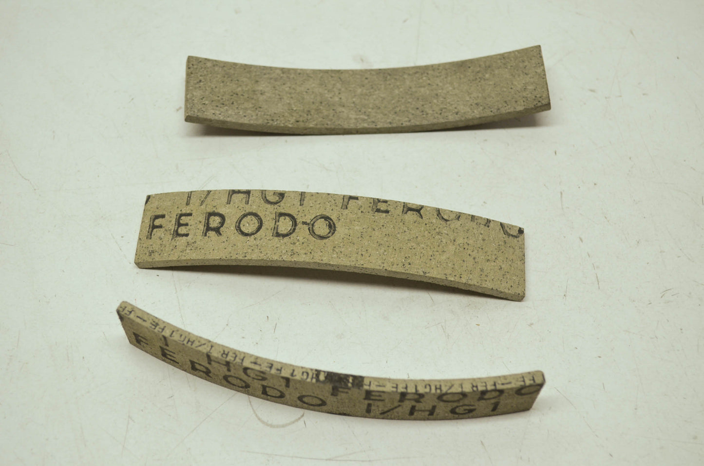 NEW OEM Harley Davidson Brake Shoe Pad Lining Kit & Extra 44425-68 NOS