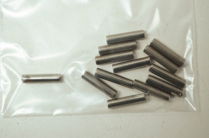OEM Harley-Davidson 9421 Roller Qty 13 NOS