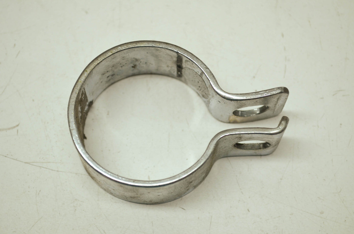 OEM Harley-Davidson 65276-62 Muffler Clamp NOS