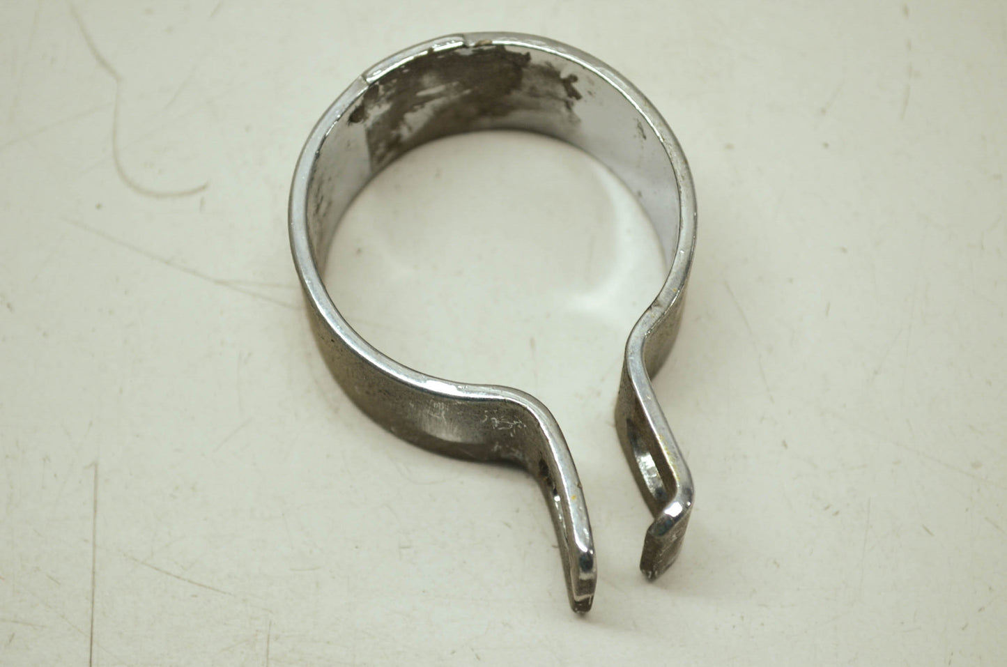 OEM Harley-Davidson 65276-62 Muffler Clamp NOS