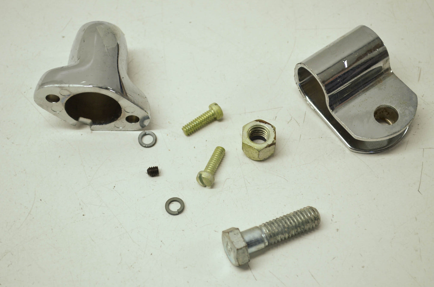 OEM Harley-Davidson 68518-68 Mounting Kit NOS