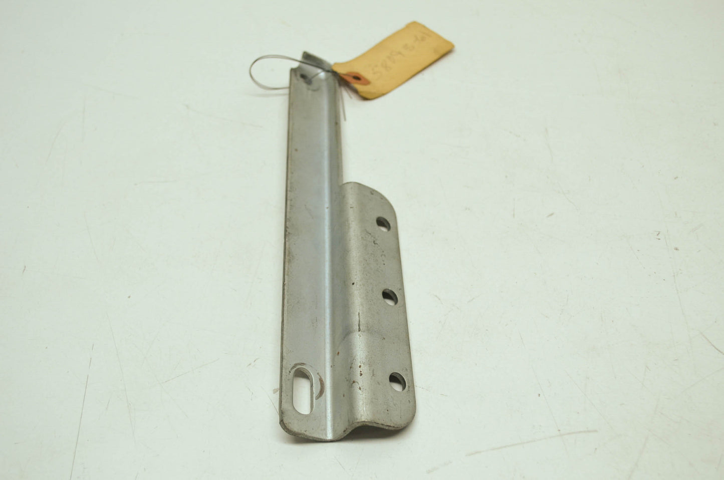 OEM Harley-Davidson 58093-61 Left Bracket