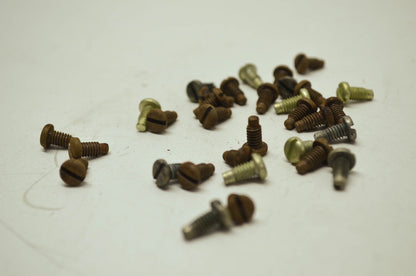OEM Harley-Davidson 67721-48 Retaining Ring Screw Qty 33 NOS