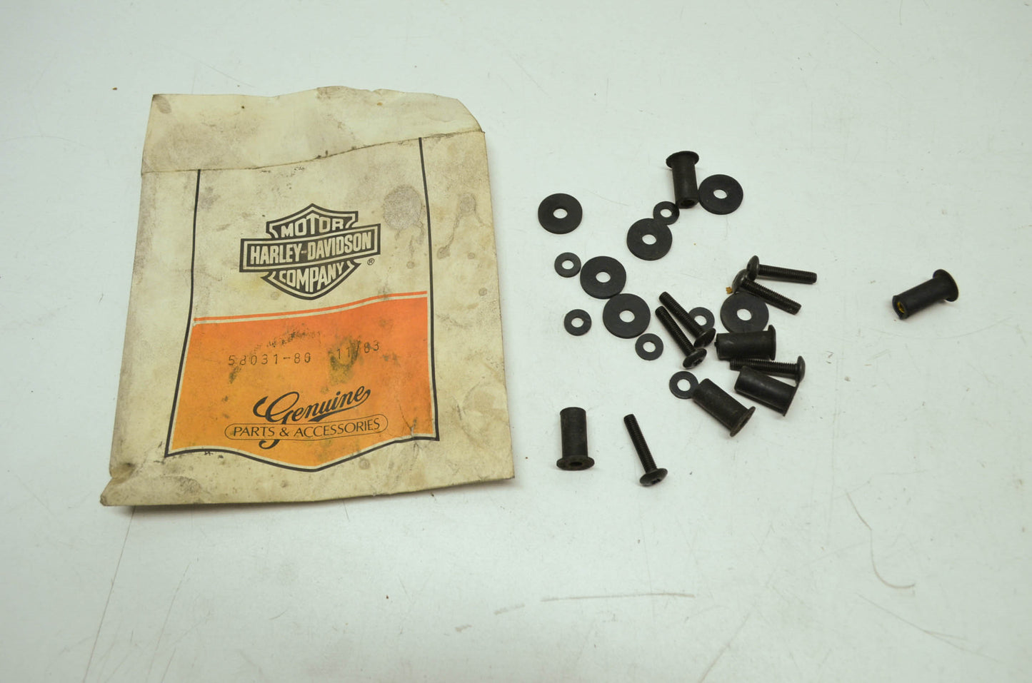 OEM Harley-Davidson 58031-80 Windshield Hardware Kit NOS
