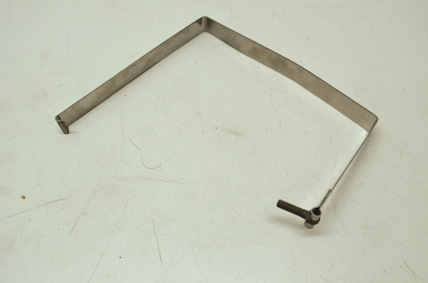 NEW OEM Harley Davidson AMF Battery Strap 66476-73 NOS