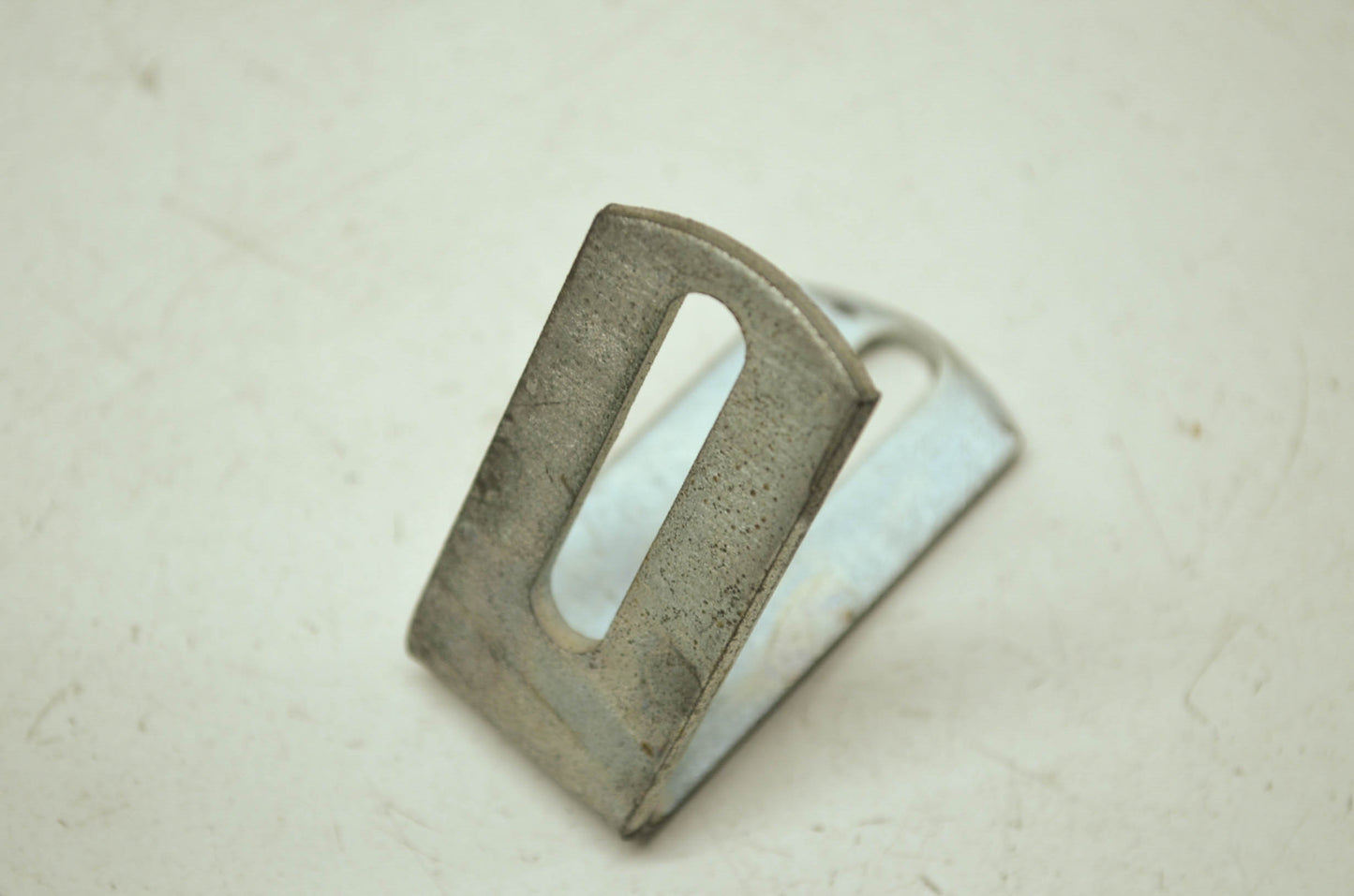 OEM Harley-Davidson 58162-69 Windshield Bracket NOS