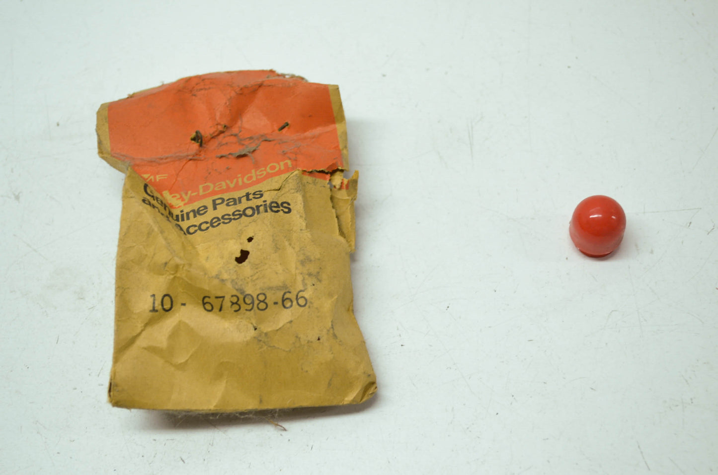 OEM Harley-Davidson 67898-66 Pilot Lamp NOS