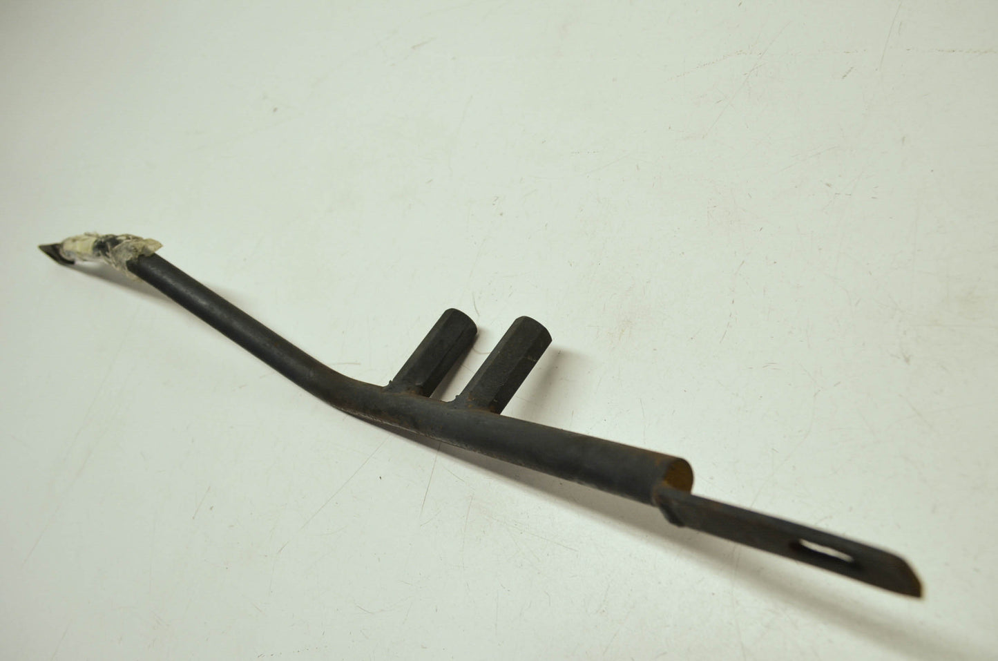OEM Harley-Davidson 65615-80A Muffler Support NOS