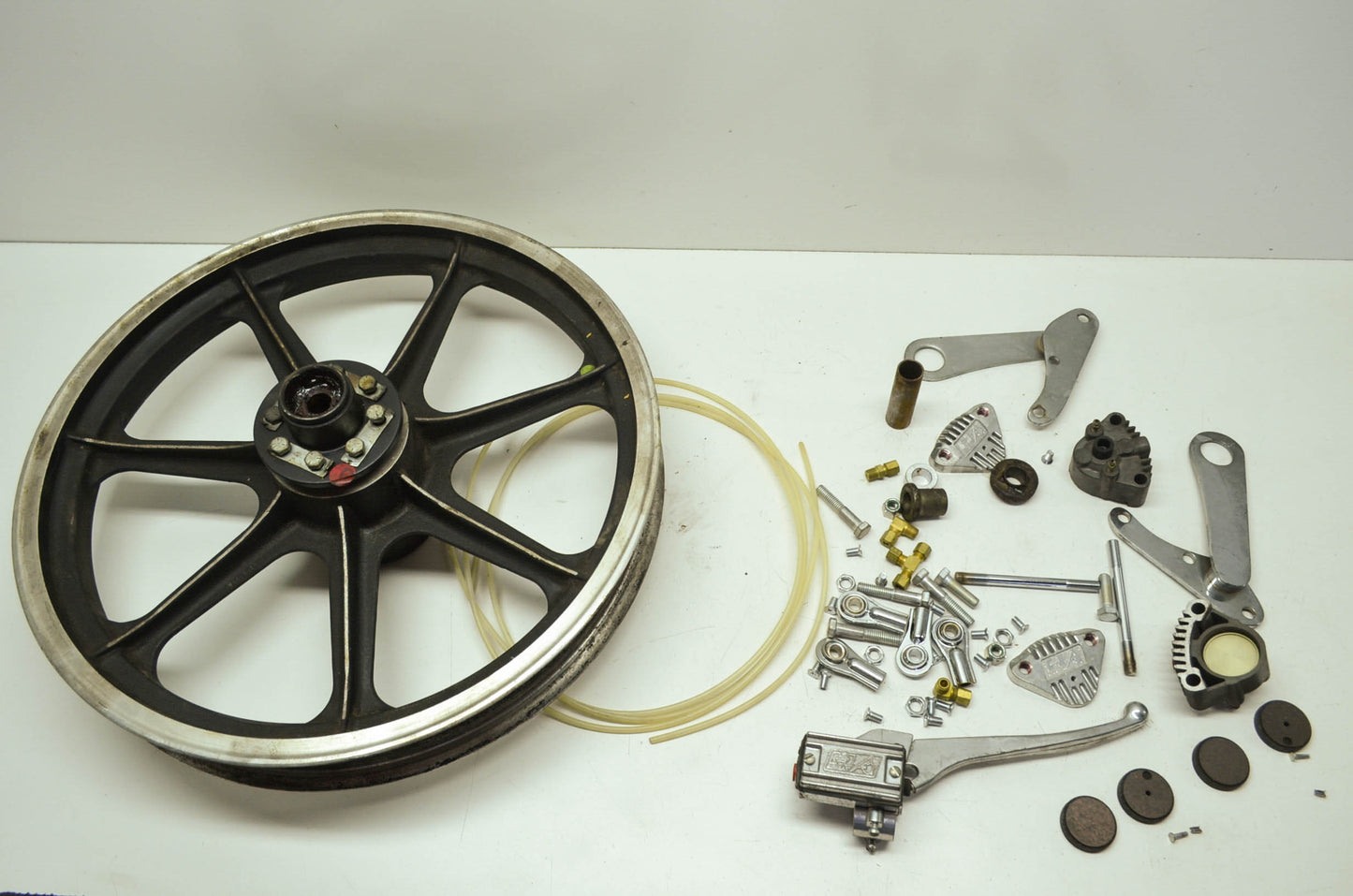 OEM Harley-Davidson 43461-78 Front Wheel Assembly