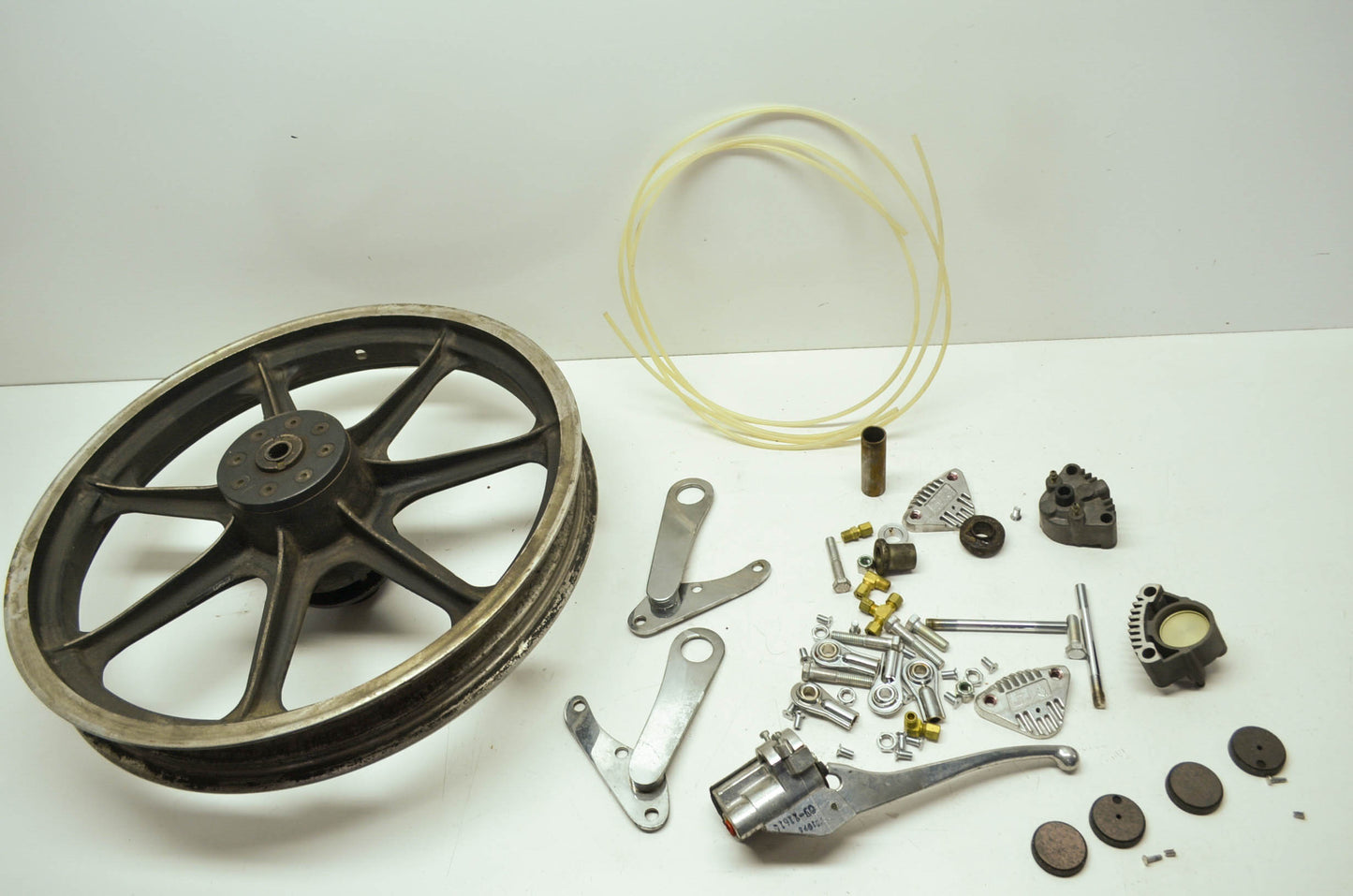 OEM Harley-Davidson 43461-78 Front Wheel Assembly