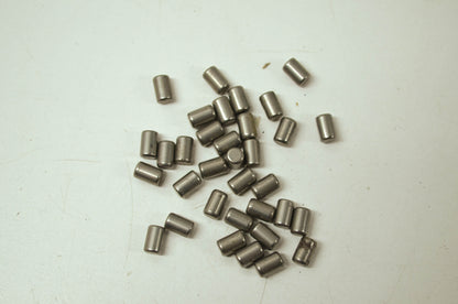 OEM Harley-Davidson 9445A Roller Qty 34 NOS