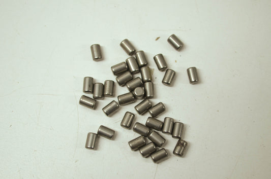 OEM Harley-Davidson 9445A Roller Qty 34 NOS