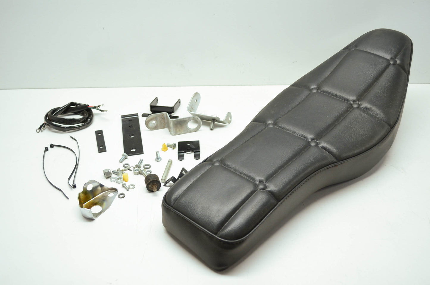 AMF Lower Seat Kit NOS