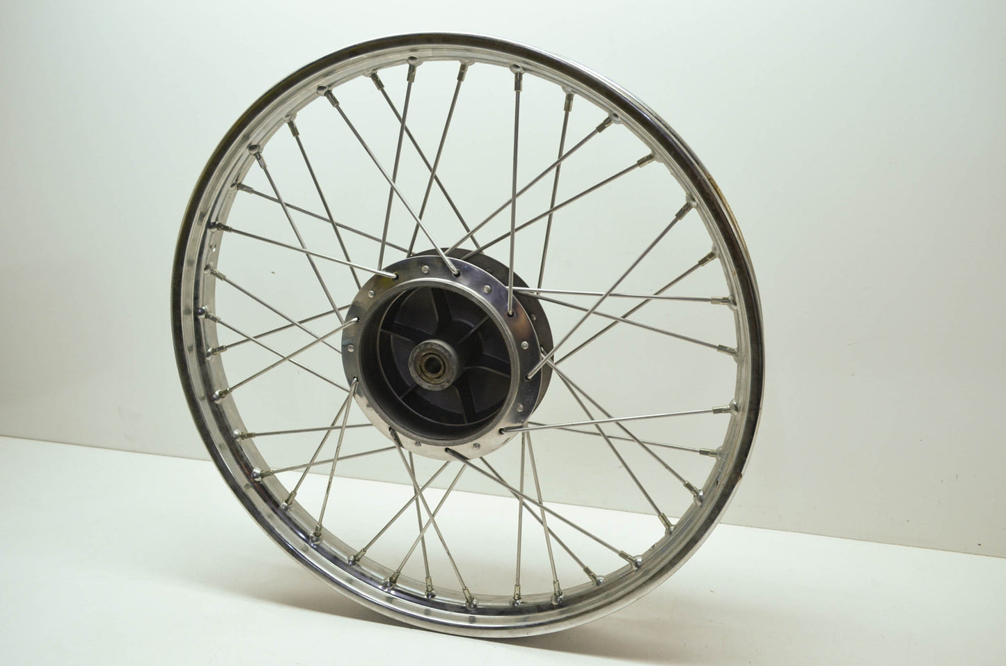 Harley Aermacchi 19' Chrome Front Wheel 74-78 SX175 76-78 SS 175 250 NOS