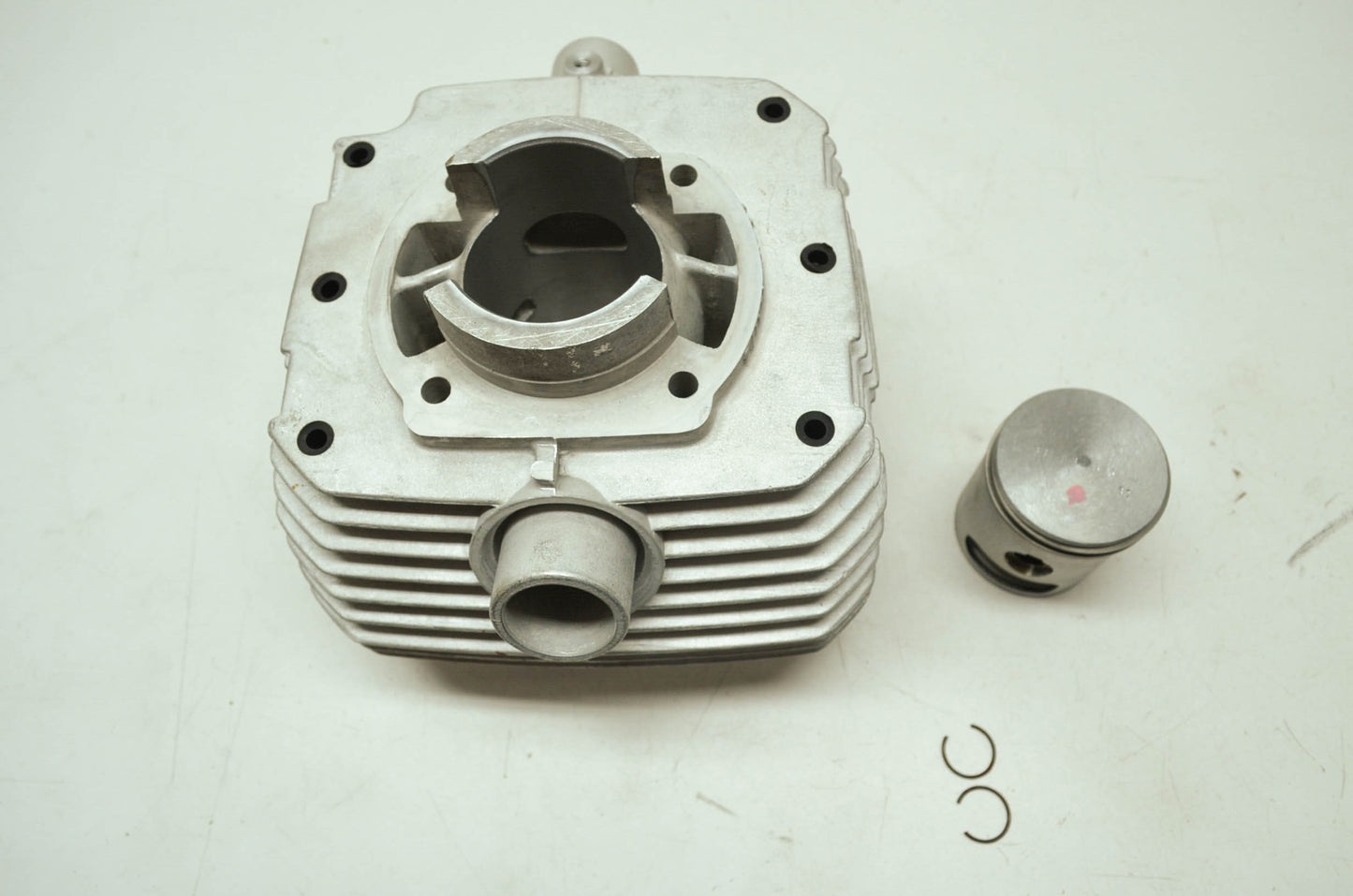 Harley Aermacchi Cylinder & Piston Assembly 74 78 SX SS 175 NOS