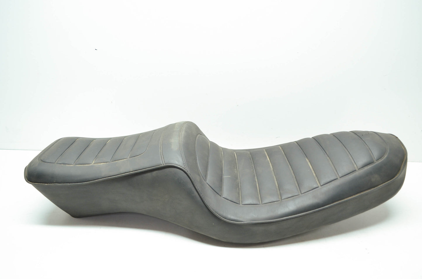 AMF Black Shovelhead Seat NOS