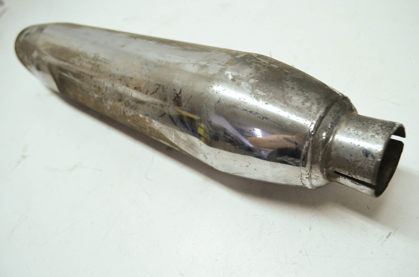 OEM Harley-Davidson 65483-79 Right Muffler