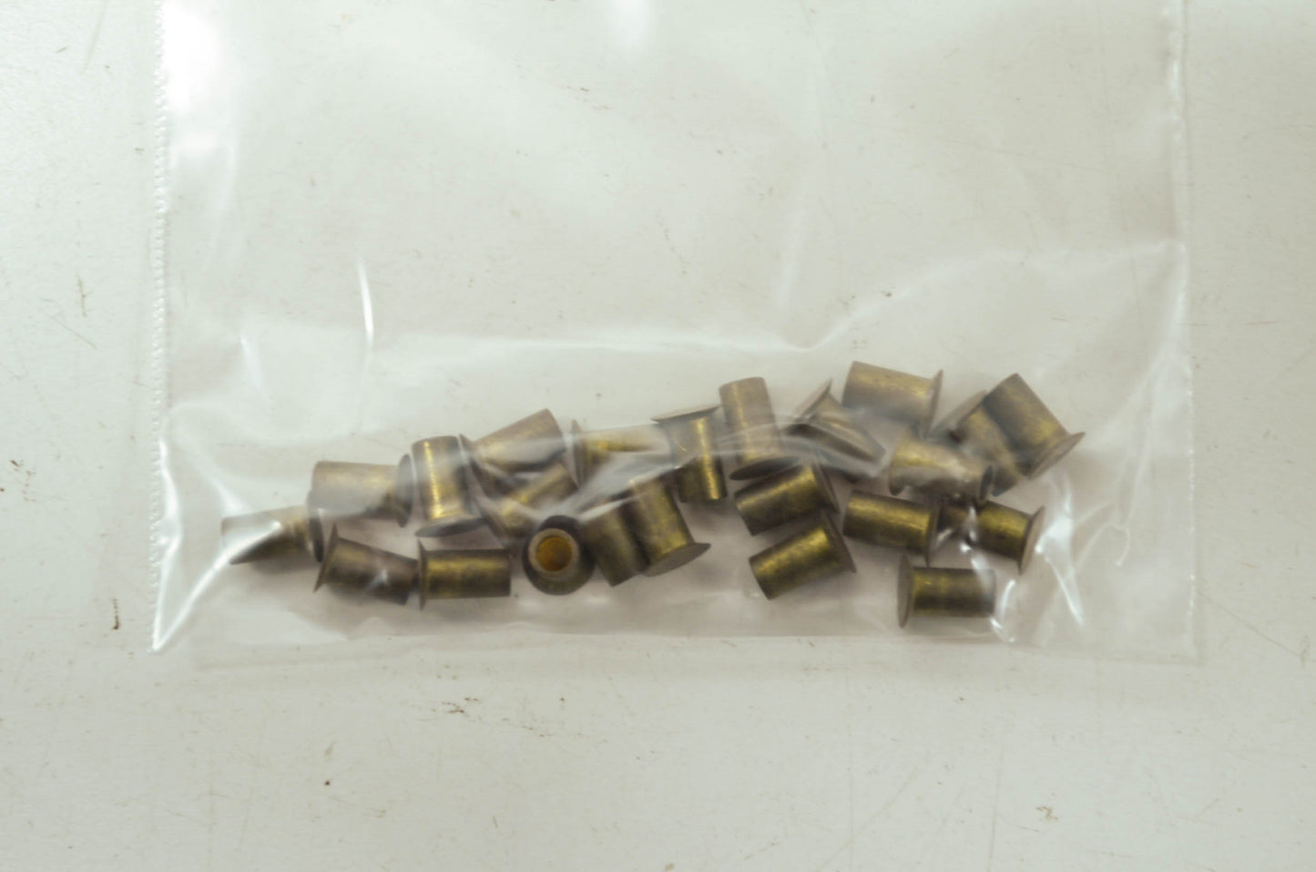 OEM Harley-Davidson 8232 Rivet Qty 23 NOS