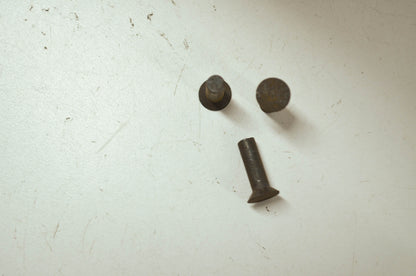 OEM Harley-Davidson 8241 Rivet Qty 3 NOS