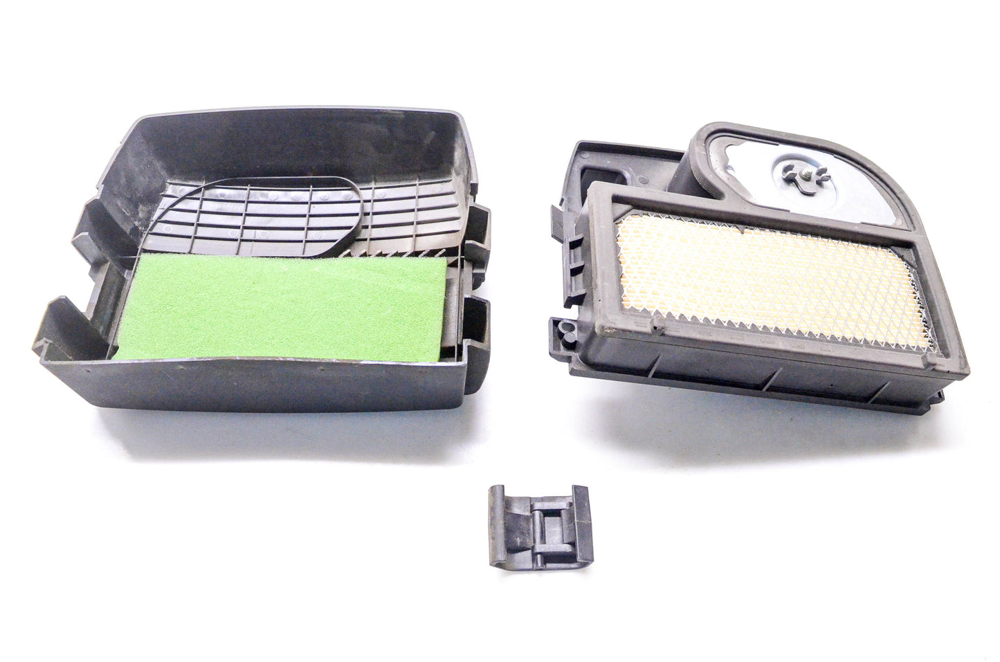 New OEM Kawasaki 110107002, 110107008 Air Filter NOS