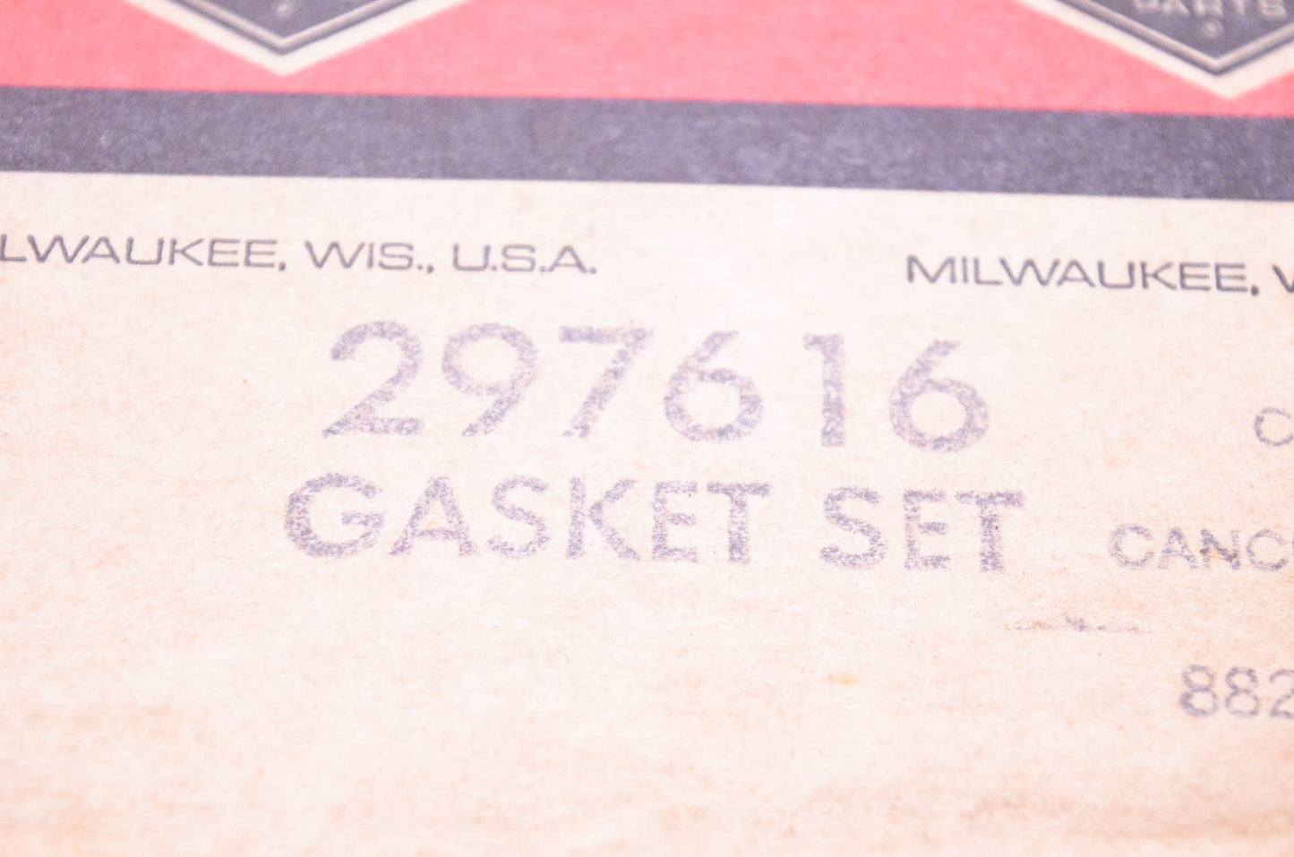 New OEM Briggs & Stratton 297616 Gasket Kit NOS