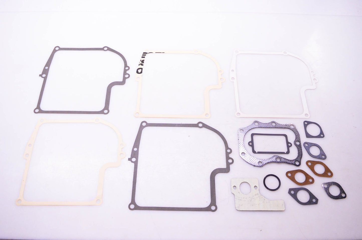 New OEM Briggs & Stratton 299577 Gasket Kit NOS
