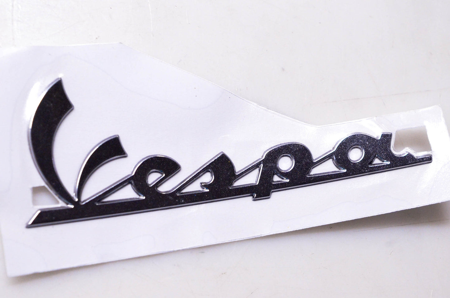 Piaggio 656220, 256592 Side Emblem Vespa NOS