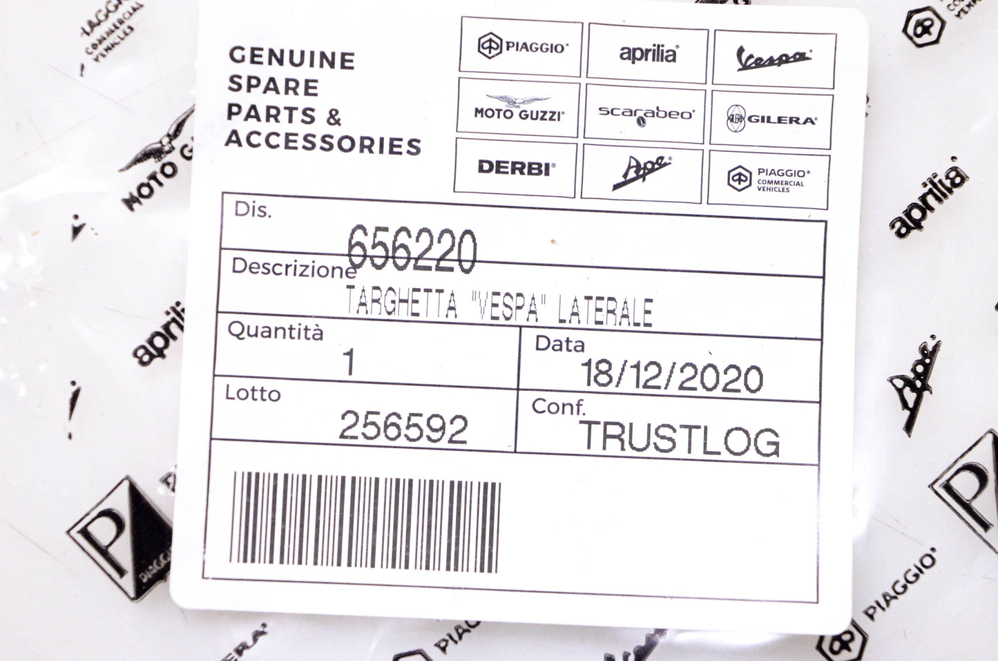 Piaggio 656220, 256592 Side Emblem Vespa NOS