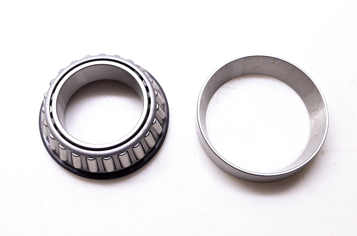Total Source 43210-47600 Roller Bearing fits Nissan NOS