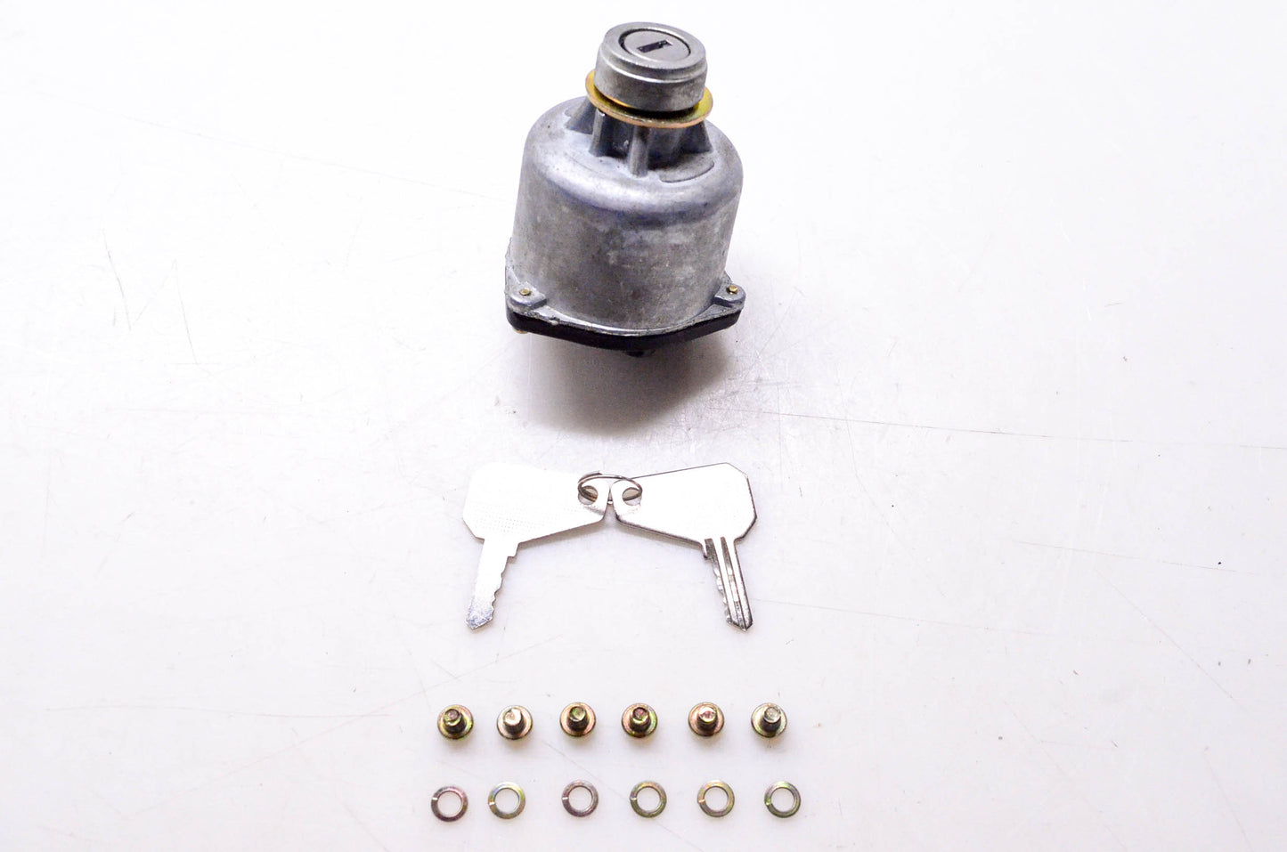 Nissan 25150-L1810 Ignition Key Switch NOS