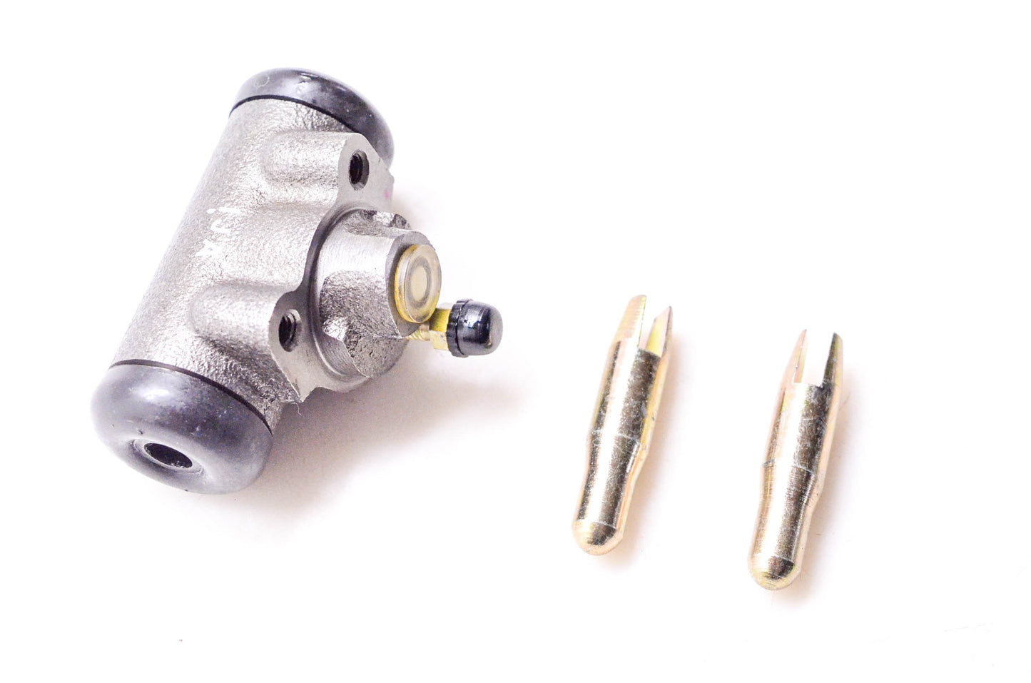Nissan 44100-11H01 Wheel Cylinder NOS