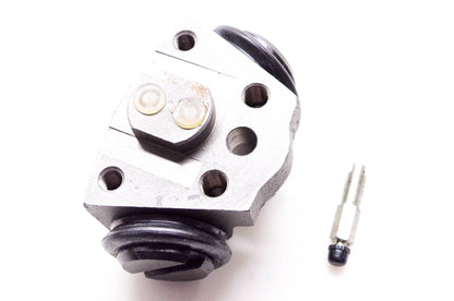 Nissan 44100-L0702 Wheel Cylinder NOS