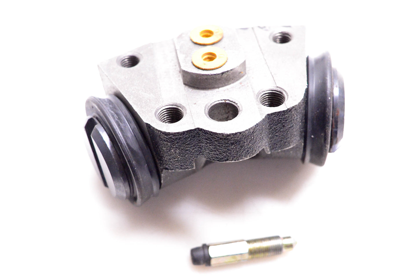 Performance Technology Parts 44101-L0702 Wheel Cylinder fits Nissan NOS
