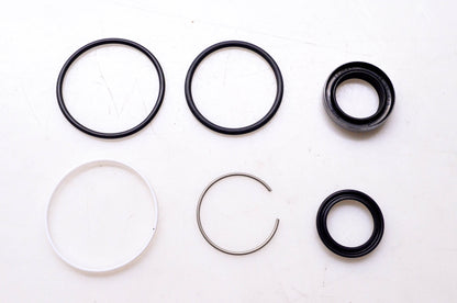 Total Source 49510-L6025, NI49510-L6025 Steering Cylinder Seal Kit fits Nissan NOS