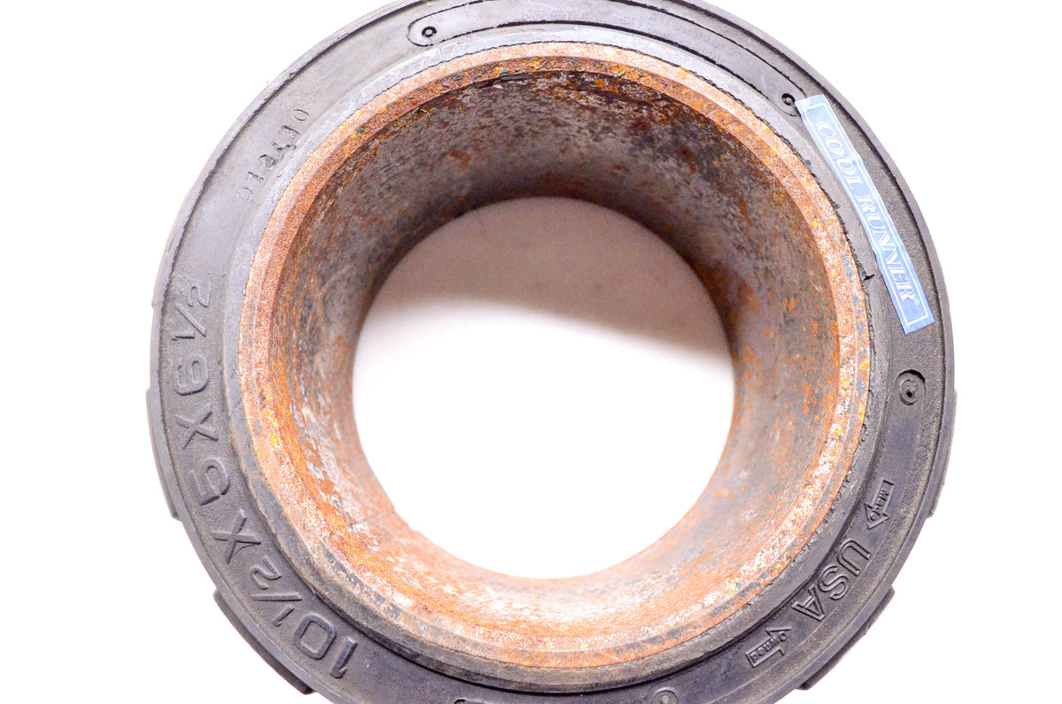 Raymond 20071-04 Press On Forklift Tire 10-1/2 x 5 x 6-1/2 NOS
