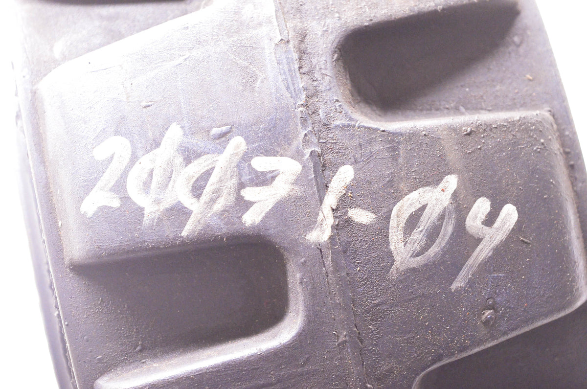 Raymond 20071-04 Press On Forklift Tire 10-1/2 x 5 x 6-1/2 NOS