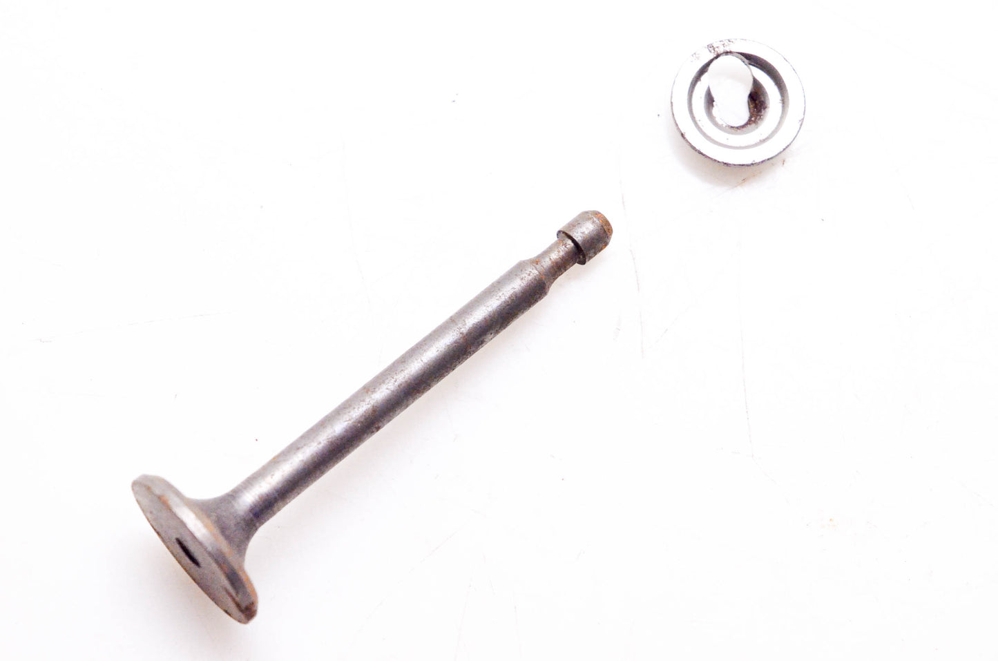 New OEM Tecumseh 29314B Intake Valve NOS
