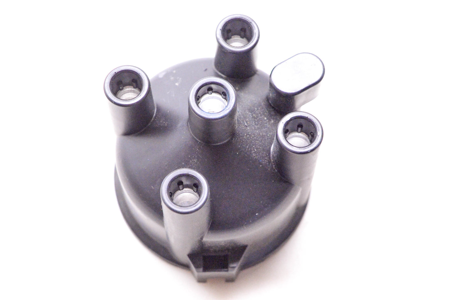 Mitsubishi MD611686 Distributor Cap NOS