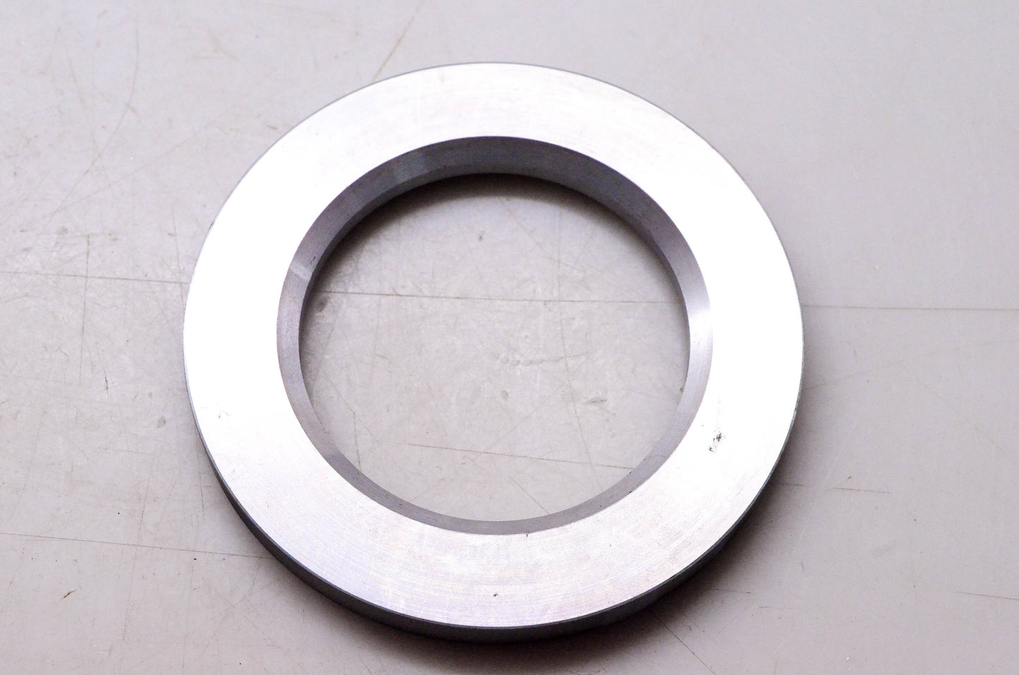 Mitsubishi 9343312200 Caterpillar Oil Seal Retainer NOS