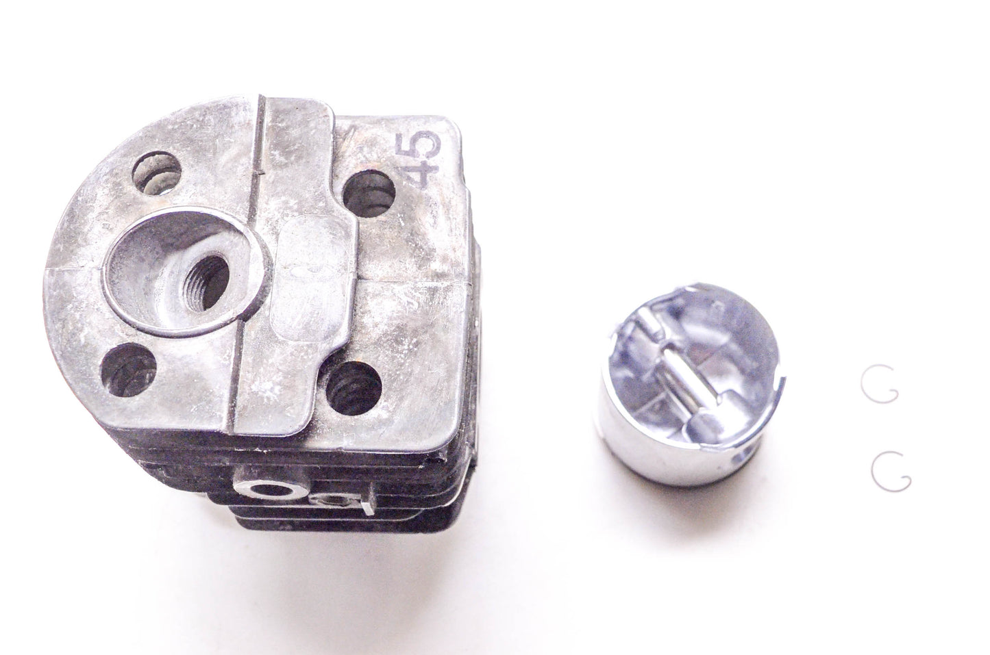 OEM Husqvarna 503 16 83-01, 503168301 Cylinder