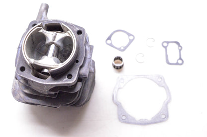 Genuine Partner 506 24 37-14 Cylinder Assembly NOS