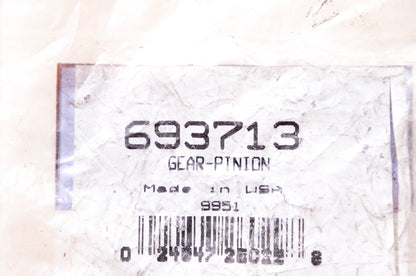 New OEM Briggs & Stratton 693713 Pinion Gear NOS