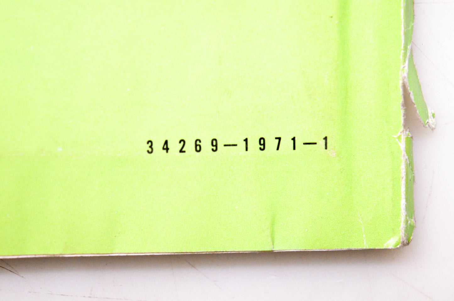 Kubota 34269-1971-1 Operator's Manual Kubota Tractor Model L285