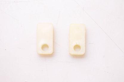 New OEM Briggs & Stratton 68848S Pulley Bumpers Qty 2 NOS