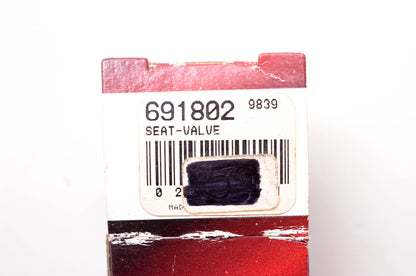 New OEM Briggs & Stratton 691802 Valve Seat NOS