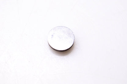 New OEM Briggs & Stratton 262499 Valve Cap NOS